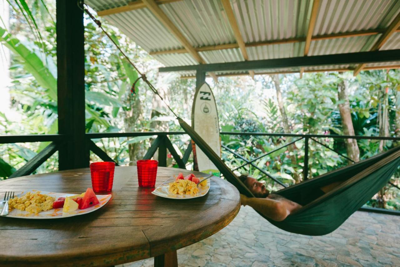 Red Frog Bungalows Surf Resort バスティメントス エクステリア 写真